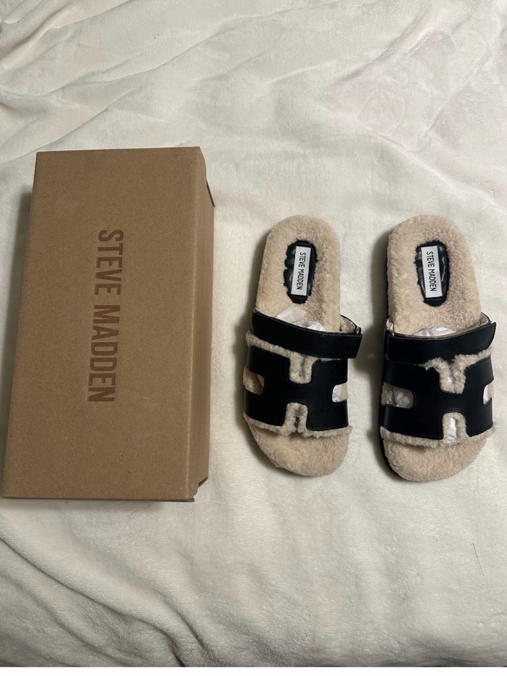 Steve Madden Black Slide Sandals with Beige Faux Fur